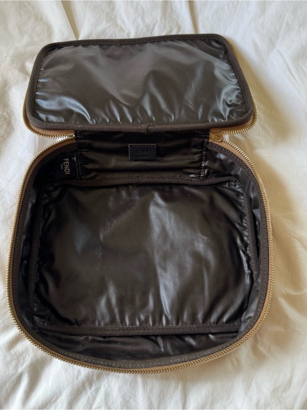 Vintage Fendi Wool Toiletry Bag - Picture 9 of 9
